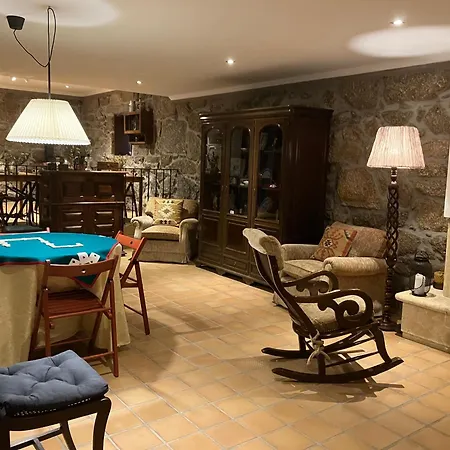 Отель Bergui - Em Desde 2017 Гимарайнш