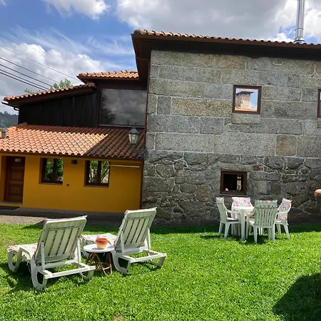 Bergui - Em Desde 2017 Отель *