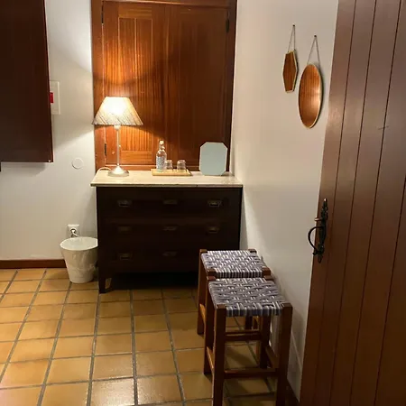 Bergui - Em Desde 2017 Отель