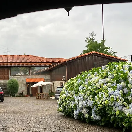 ホテル Bergui - Em Desde 2017 ギマランイス