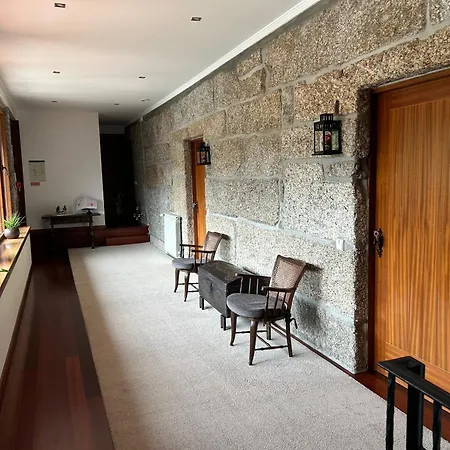Bergui - Em Desde 2017 Hotel Guimarães