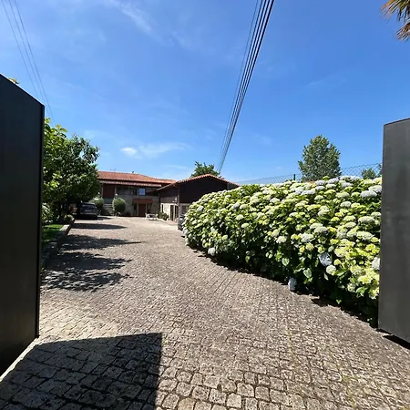 Bergui - Em Desde 2017 Hotel Guimarães