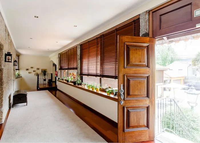 ホテル Bergui - Em Desde 2017