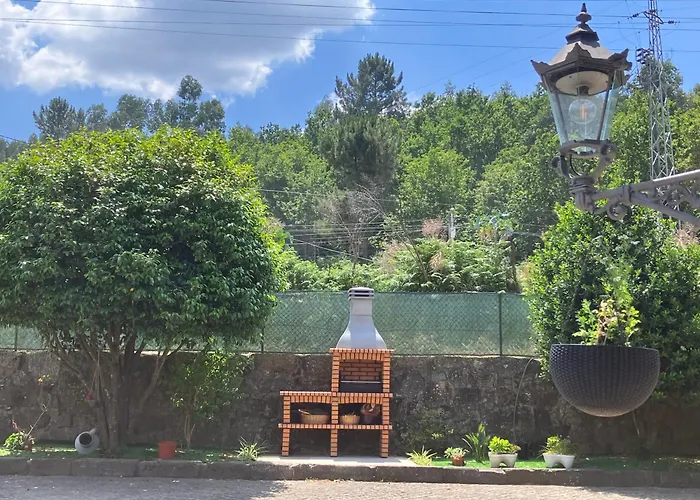 Bergui - Em Desde 2017 Hotel *