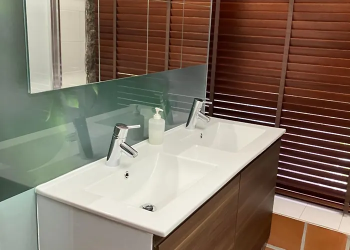 ホテル Bergui - Em Desde 2017