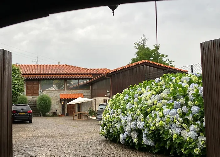 ホテル Bergui - Em Desde 2017 ギマランイス